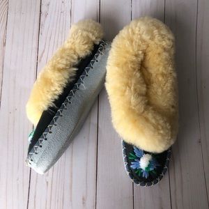 Handmade Sheepskin Super Fluffy Cozy Slippers